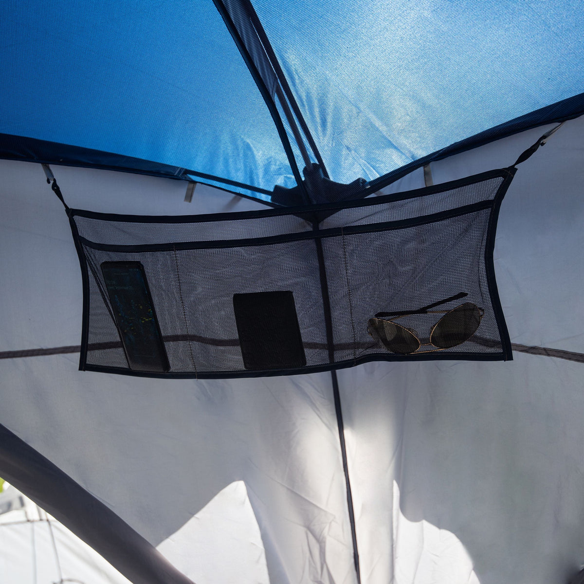 20-Person Star Tent with Screen Room C662
