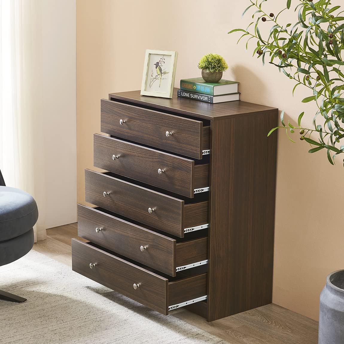 Black 5 Drawer Wood Dresser U43245