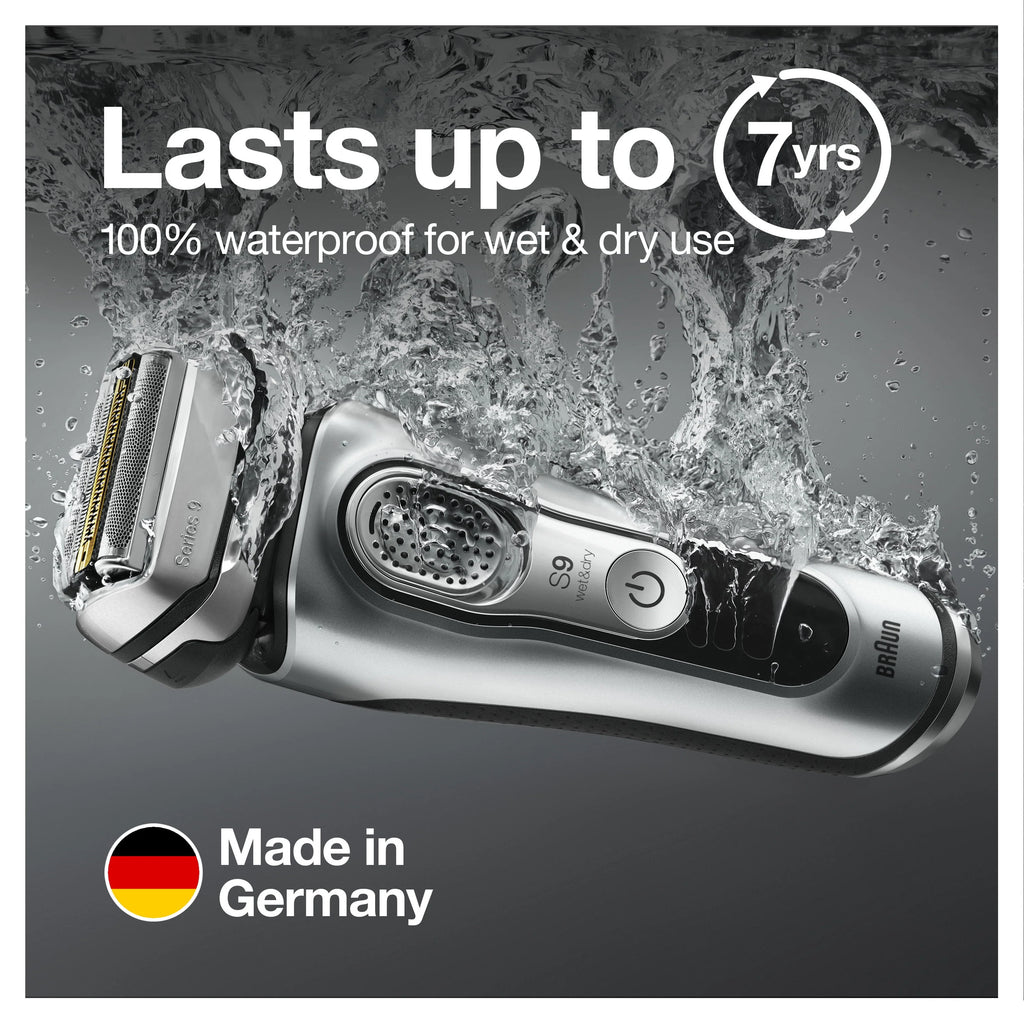 Wet Dry Rechargeable Electric Shaver with Clean Station B826