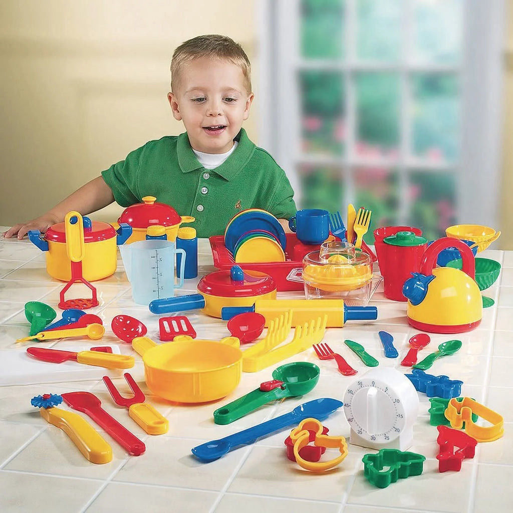 Pretend and Play Kitchen Set U344472