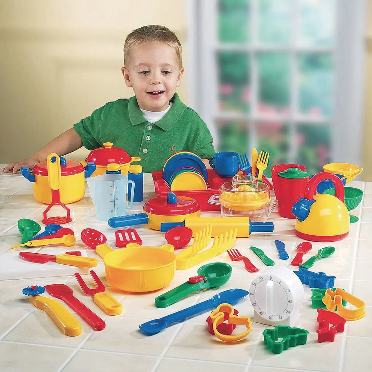 Pretend and Play Kitchen Set U344472