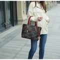 Signature Handbag I422