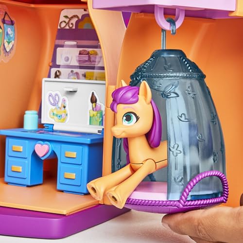 25-Inch-Tall Transforming Doll Playset T714