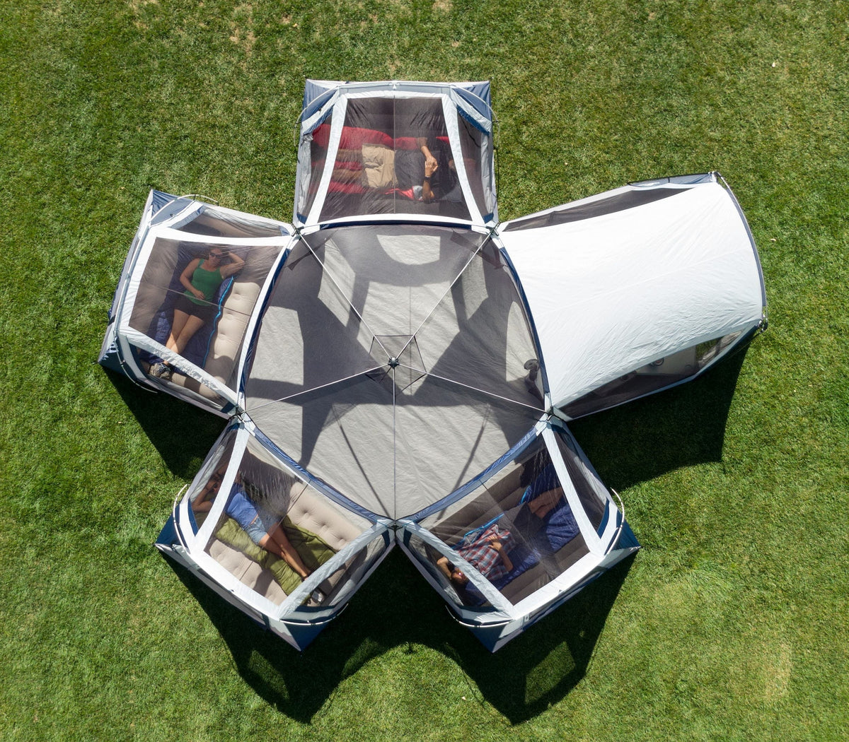 20-Person Star Tent with Screen Room C662