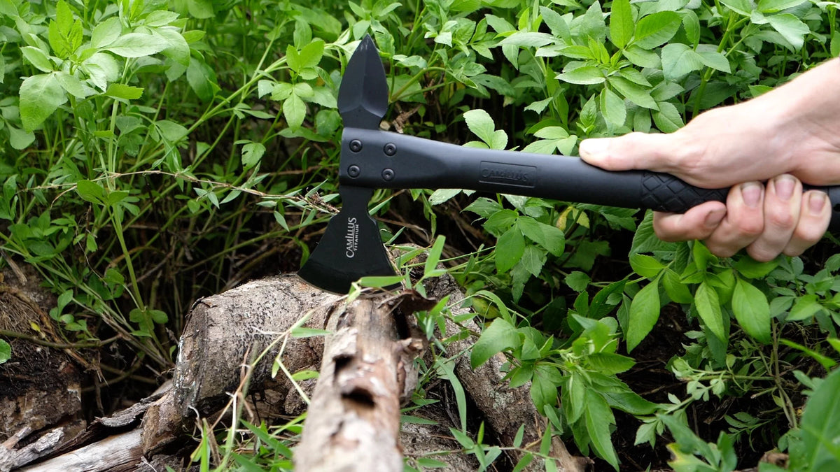 Tomahawk Hatchet with Sheath Z53180