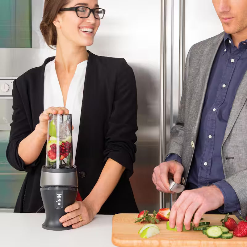 Black 16 oz. Single Serve Personal Blender V338874