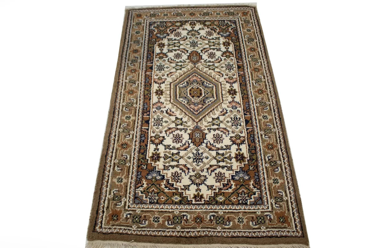 Cream Floral Tribal Oriental Rug Y721