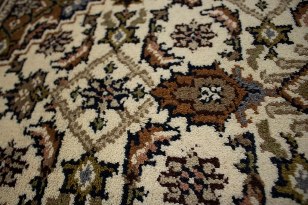 Cream Floral Tribal Oriental Rug Y721