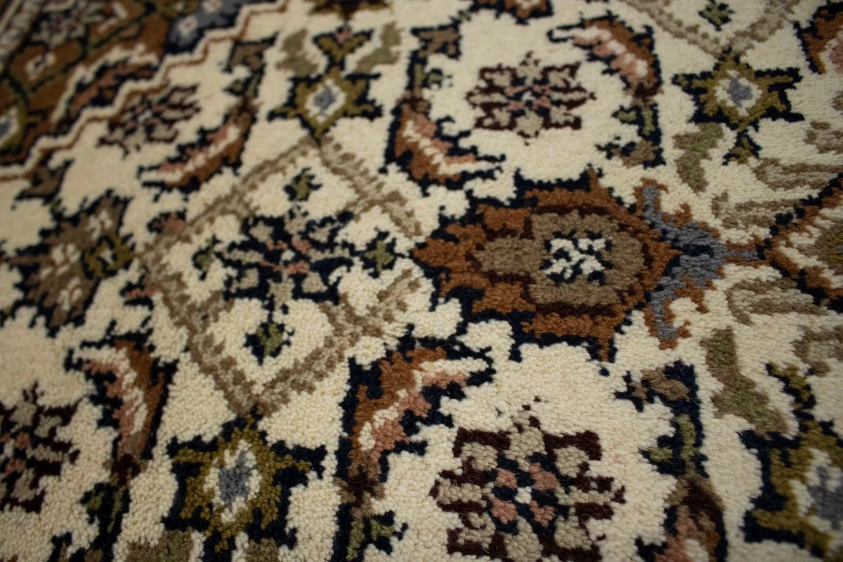 Cream Floral Tribal Oriental Rug Y721