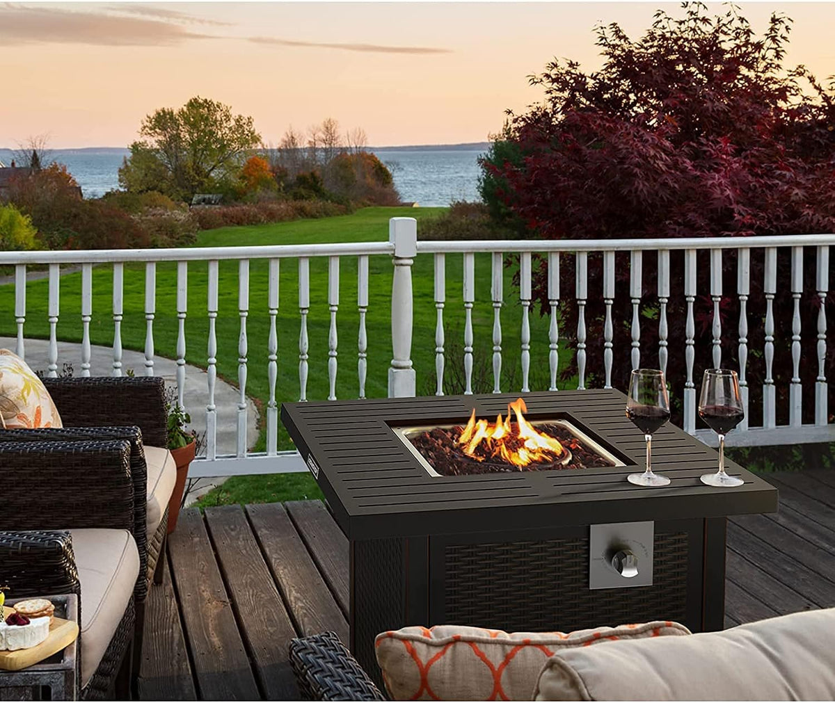 Propane Fire Pit Table with Lid D409542