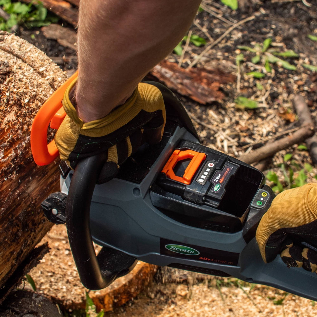 14x22 40V Lithium-Ion Cordless Chainsaw K3808