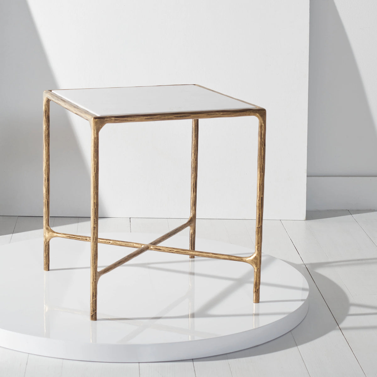 Glass Top Metal End Table O560298
