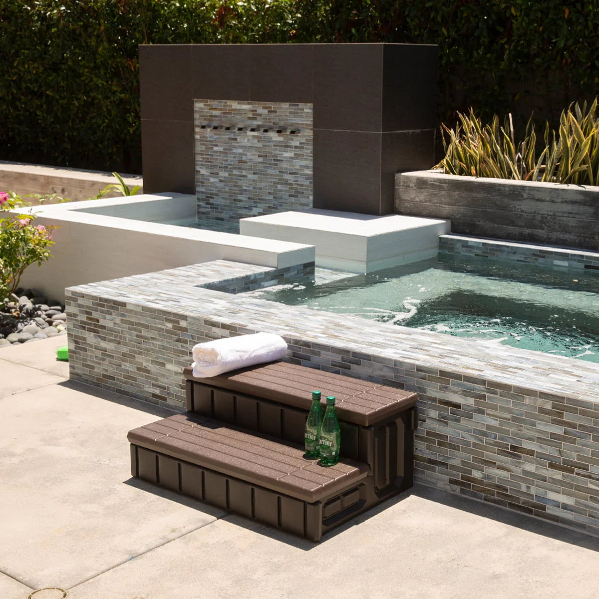 36 Spa Step Hot Tub and Spa 2-Step Storage Compartment U198