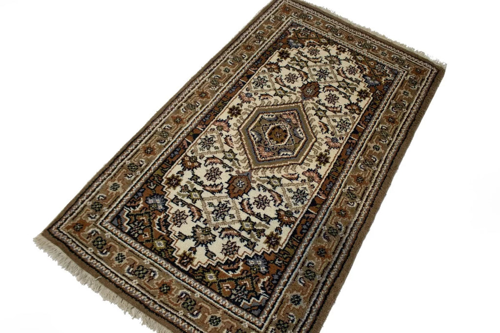 Cream Floral Tribal Oriental Rug Y721