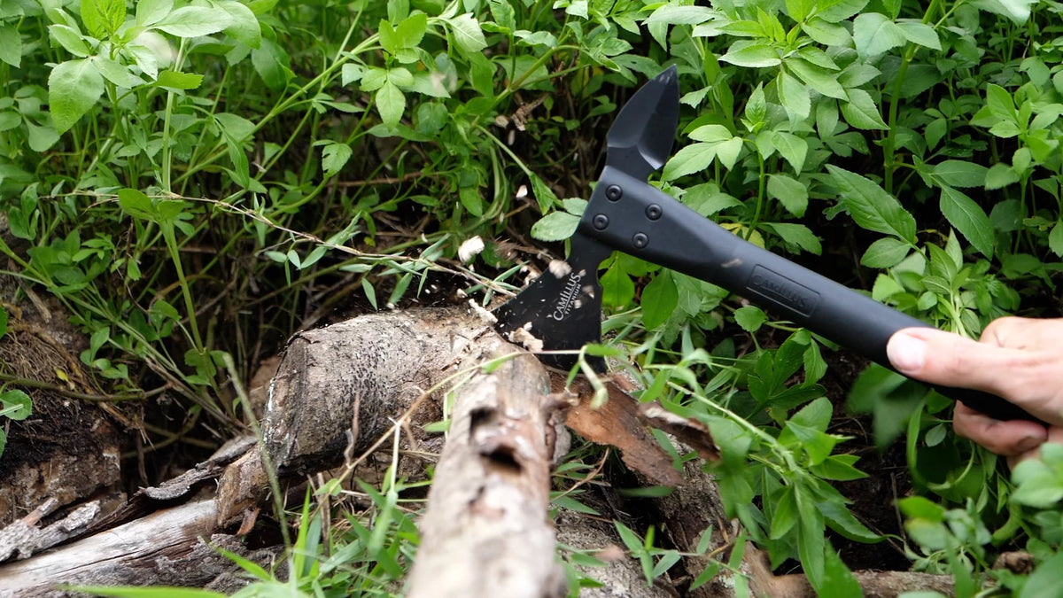 Tomahawk Hatchet with Sheath Z53180